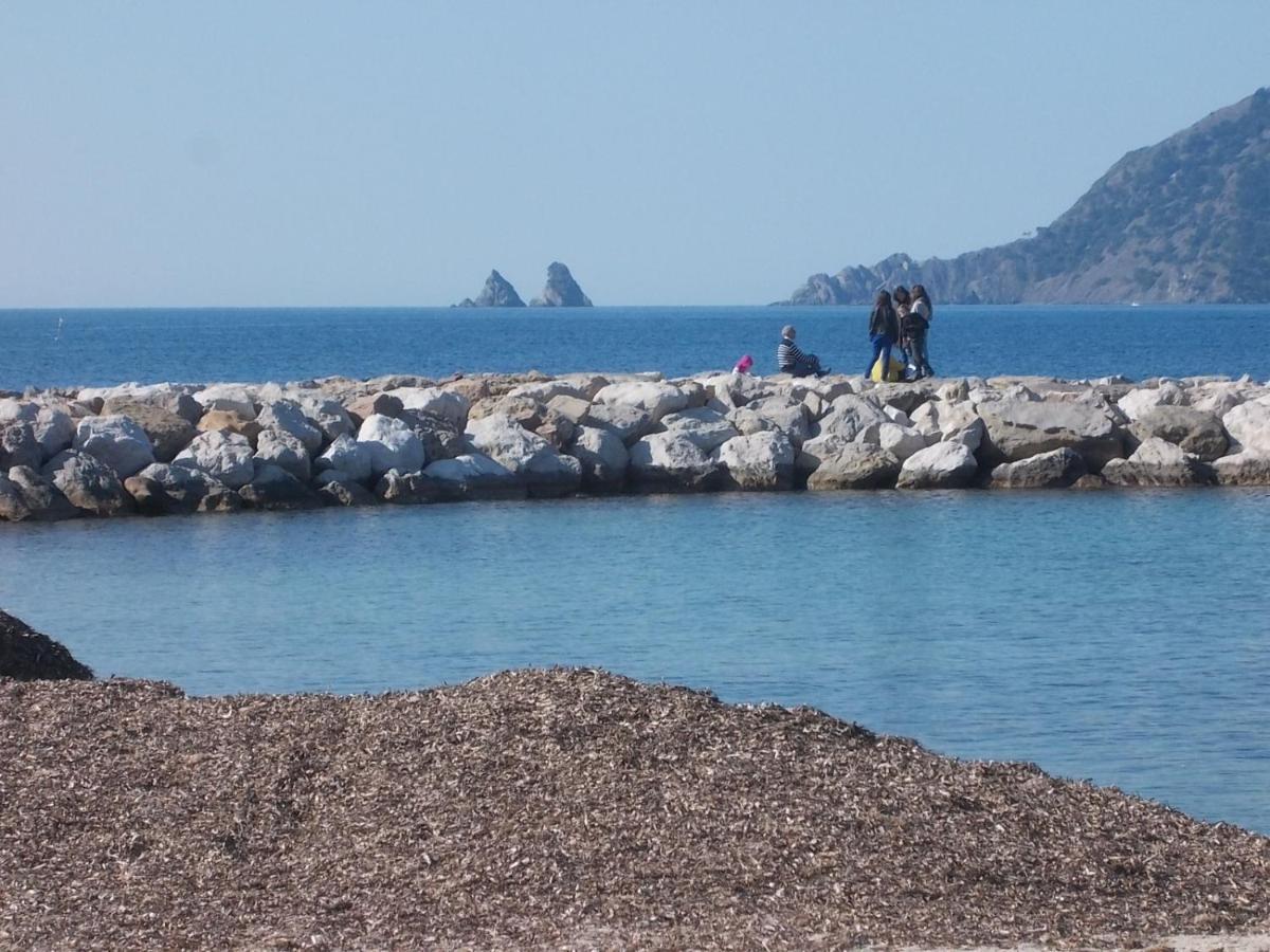 T2 Climatise A 500M De La Plage Sur La Presqu'Ile De Saint Mandrier Sur Mer Eksteriør billede